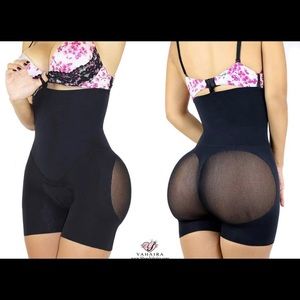 SOLD🛑 ❌❌Yahaira happy butt number 7 short high waisted